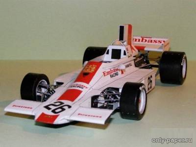 Модель болида Lola T370 1974 GP S.Africa G.Hill из бумаги/картона