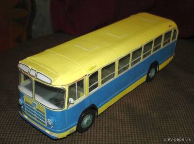 Модель городского автобуса ЛиАЗ-158 из бумаги/картона