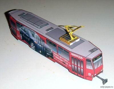 Модель трамвая CKD Tatra T6A5 из бумаги/картона