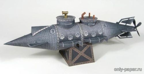Модель подводной лодки из бумаги/картона