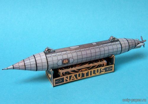Модель подводной лодки «Наутилус» из бумаги/картона