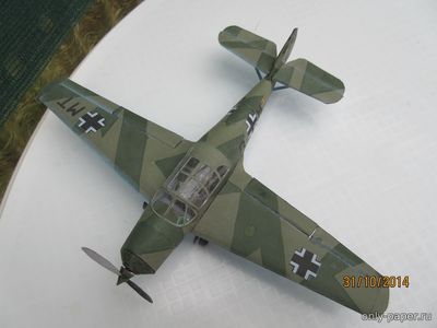 Модель самолета Messerschmitt Bf.108 Taifun из бумаги/картона