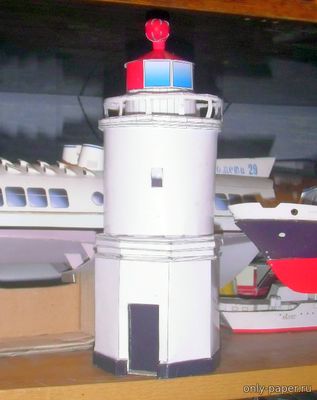 Модель маяка Эгершельд / Токаревского из бумаги/картона