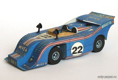 Модель автомобиля Porsche 917/10 из бумаги/картона