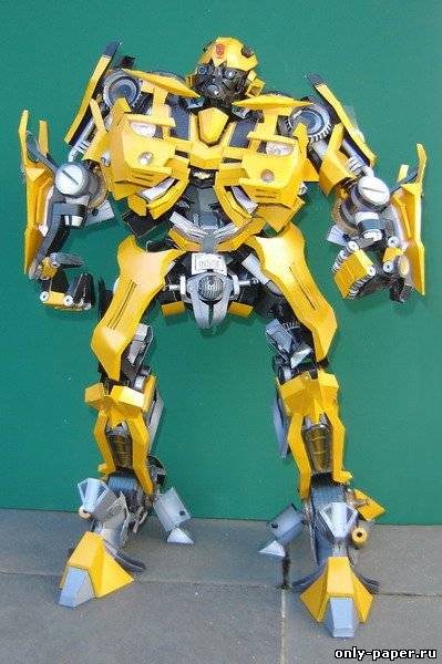 Знаменитый Bumblebee в виде робота а не авто - Модели из бумаги и картона своими руками - Форум