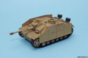 Модель САУ StuG III Ausf.G из бумаги/картона