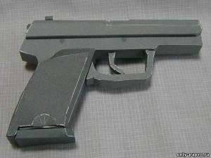 Модель пистолета H&K USP из бумаги/картона