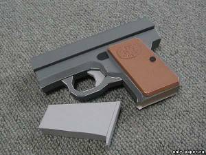 Модель дамского карманного пистолета Browning Baby из бумаги/картона