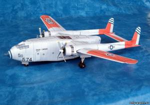 Модель самолета Fairchild C-119G Flying Boxcar из бумаги/картона